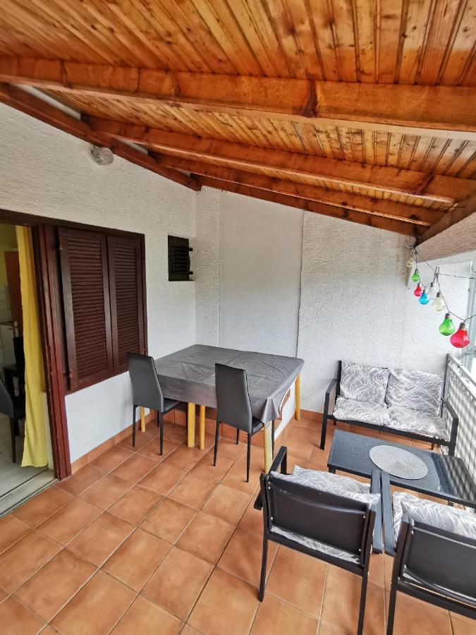 Unique Apartments Малинска Экстерьер фото